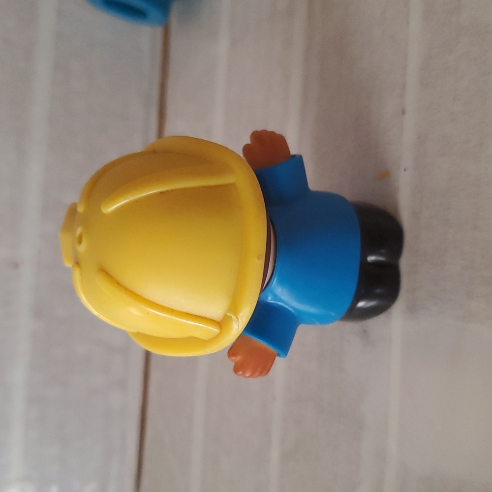 Kids Toy Figurine Set  Of 6- Blue, Yellow, Red - Picture 9 of 15